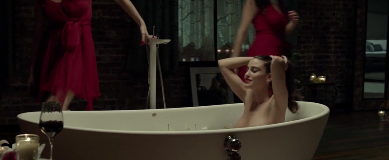 Naked Actresses Luisa Moraes Abbie Cornish From The Movie Solace