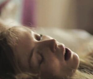 Agnieszka Podsiadlik, Pheline Roggan - Jak calkowicie zniknac (2014)