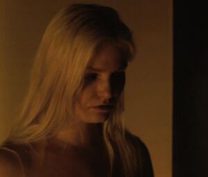 Alexandra Breckenridge, Whitney Able - Dark (2015)