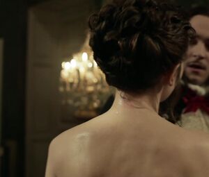 Anna Brewster - Versailles s02e01 (2017)
