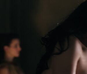 Jessica Grace Smith, Lesley-Ann Brandt - Spartacus. Gods of the Arena s01e03 (2011)