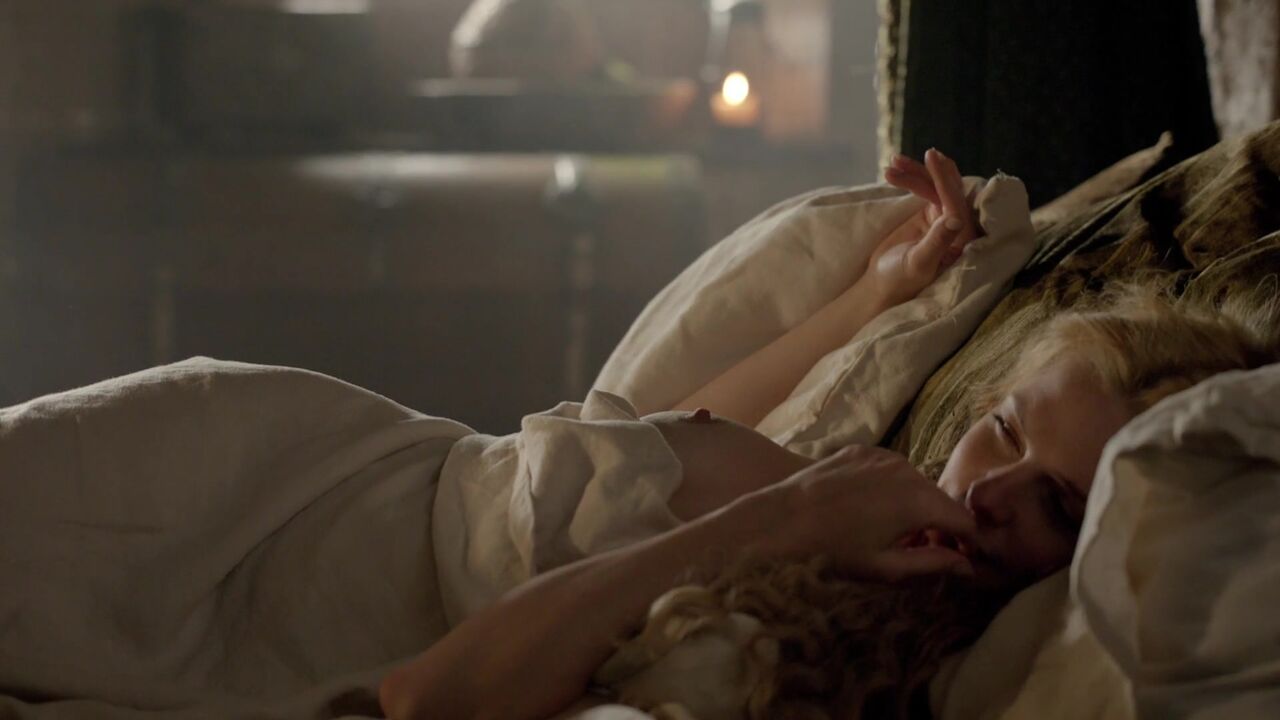 Rebecca Ferguson - The White Queen s01e01 (2013) Video » Best Sexy Scene »  HeroEro Tube