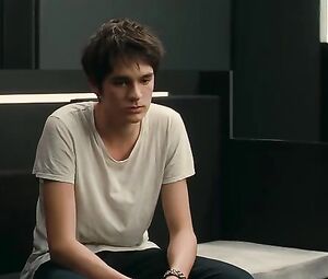 Julie Bremon, Kate Moran naked - Les rencontres d'après minuit