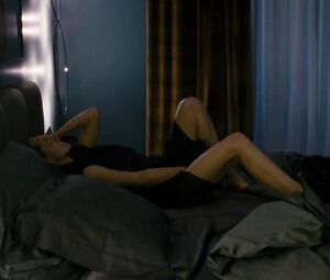 Kristen Stewart nude - Personal Shopper (2016)