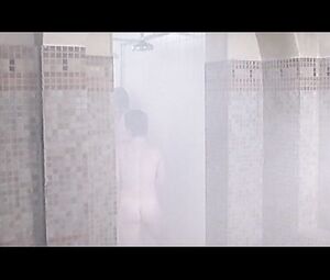 Olga Kurylenko - L'Annulaire (2005)