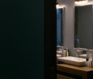 Kristen Stewart - Personal Shoppe (2016)