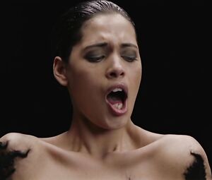 Ava de Lacy - Last Night in Paris (2016)