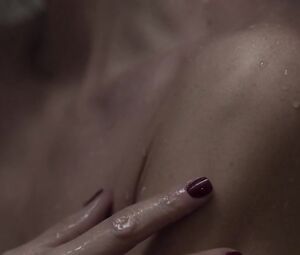 Ximena Romo, Erendira Ibarra - La vida inmoral de la pareja ideal (2016)