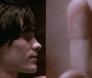 Jennifer Connelly & Aliya Campbell - Requiem For A Dream (2000)