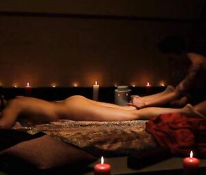 Lara Tinelli & Lola Fellini - Life Love Lust (2010)