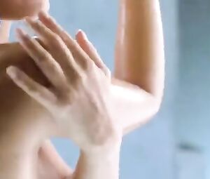 Super Hot Sexy Nivea Advatise