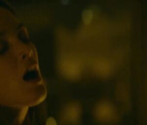 Charlotte Le Bon - Iris (2016)