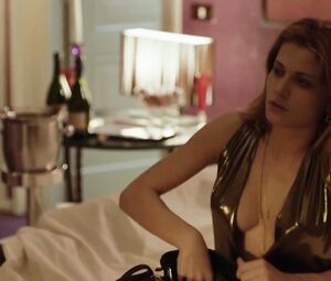 Giulia Gorietti & Yulia Kolomiets - Suburra (2015)
