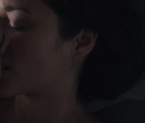 Marion Cotillard - Mal De Pierres (2016)