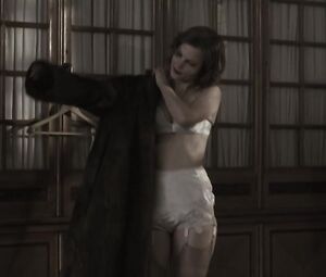 Sylvia Hoeks naked - The Gangs of OSS (2011)