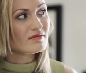 Ashlynn Yennie, Charlotte Stokely - Submission S01 E04 (2016)
