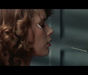 Sylvia Kristel - Emmanuelle 2 (1975)