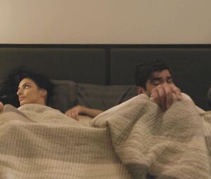 Aislinn Derbez, Erica Silverman nude - Easy S01E04 (2016)