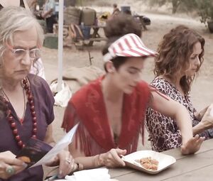 Amy Landecker, Gaby Hoffmann - Transparent S02E07-10 (2015) HD 720 (Nude, Bush)