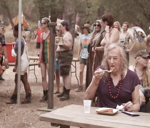 Amy Landecker, Gaby Hoffmann - Transparent S02E07-10 (2015) HD 720 (Nude, Bush)