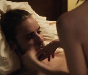 Autumn Kendrick, Claudia Lee, Miranda Rae Mayo - The Girl In The Photographs (2015) Full HD BR (Sex, Nude)