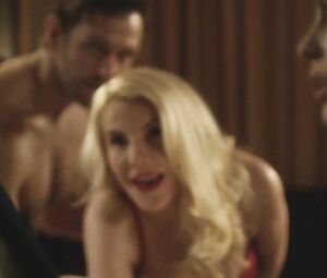 Elena Anaya, Allison McKenzie, Sarah McCardie nude - Swung (2015)