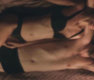 Elena Anaya, Allison McKenzie, Sarah McCardie nude - Swung (2015)