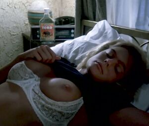 Erika Eleniak - CHASERS (1994)