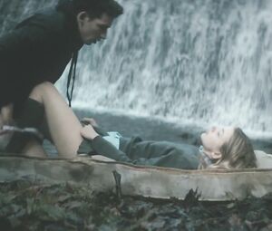 Hannah Murray, Elinor Crawley nude - Bridgend (2015)