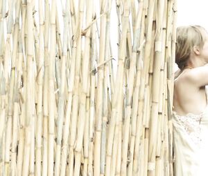 Ingrid Garcia Jonsson, Juana Acosta nude - Acantilado (2016)