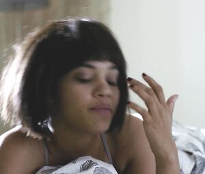 Jacqueline Toboni, Kiersey Clemons nude - Easy S01E02 (2016)