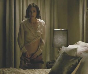 Jennifer Connelly nude - Shelter (2014)