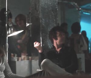 Olivia Wilde - Vinyl S01E02-03 (2016)