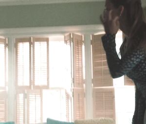 Olivia Wilde - Vinyl S01E02-03 (2016)