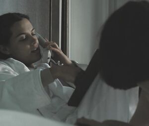 Riley Keough - The Girlfriend Experience S01E01 (2016) (Tits, Masturbate)