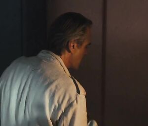 Sienna Miller nude - High-Rise (2015)