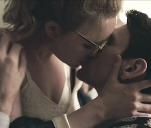 Sonja Gerhardt, Emilia Schüle - Ku'damm 56  (2016)  (Sex, Nude, FF)