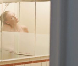 Yvonne Strahovski - Manhattan Night (2016)