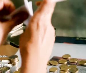 Candela Pena - PRINCESAS(2005)