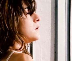 Candela Pena - PRINCESAS(2005)