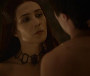 Carice Van Houten - GAME OF THRONES (S03 E08)