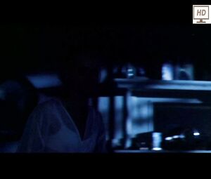 Jaclyn DeSantis & Aliya Campbell naked actresses - Road Trip (2000)