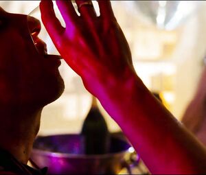 Dasniya Sommer nude in crazy movie - Affenkonig (Monkey King) (2016)