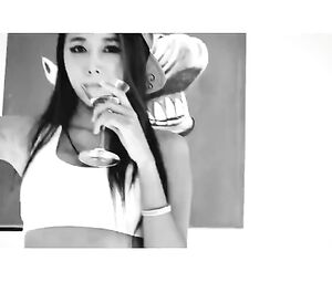 Explicit music video (Explicit sex scene, uncensored scene, oral sex, blowjob, unsimulated sex, penetration, asian, korean)