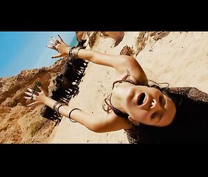 Livia De Bueno Nathalia Dill ParaΓsos Artificiais (2012) (Paradise)