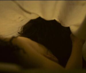 Natalia Avelon nude and explicit - Eight Miles High (2007)