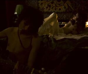 Natalia Avelon nude and explicit - Eight Miles High (2007)