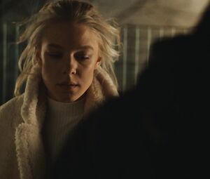 Agata Muceniece, Ekaterina Malikova, Alena Mihailova nude - V kletke s01e06 (2019)