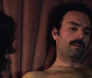 Betty Gilpin, Alison Brie nude - Glow s03e04 (2019)