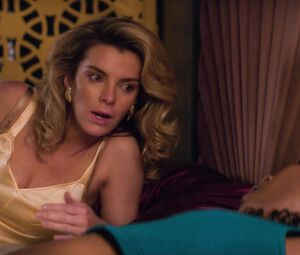 Betty Gilpin, Sydelle Noel nude - Glow s03e04 (2019)